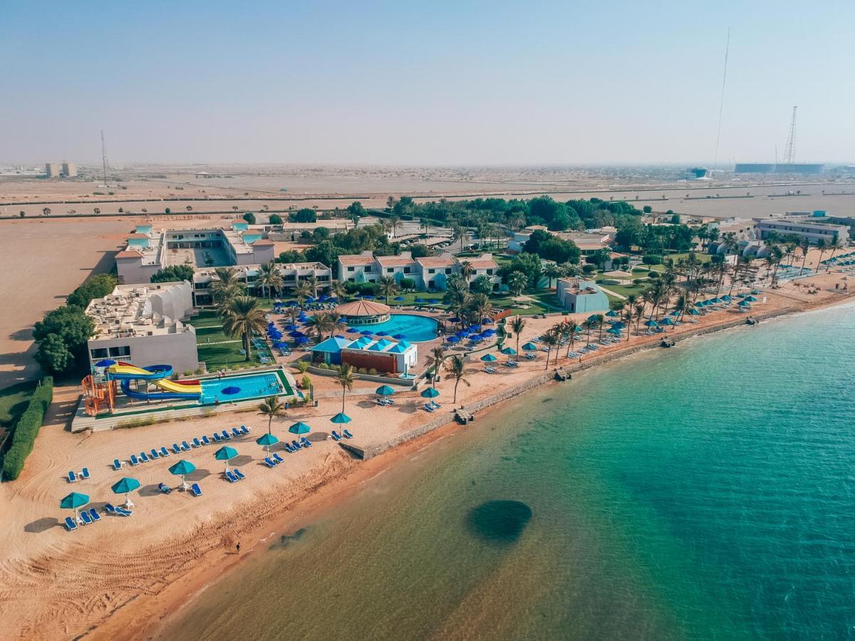 Bm Beach Resort Ras al-Khaimah Esterno foto